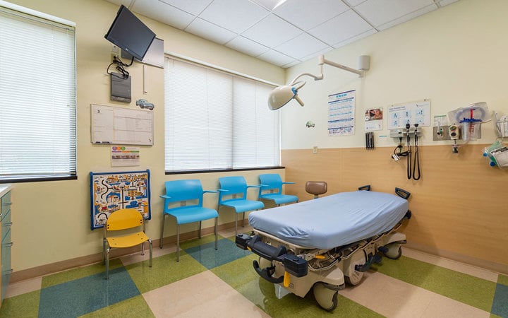 Children's Colorado Outpatient and Urgent Care, Wheat Ridge patient exam room